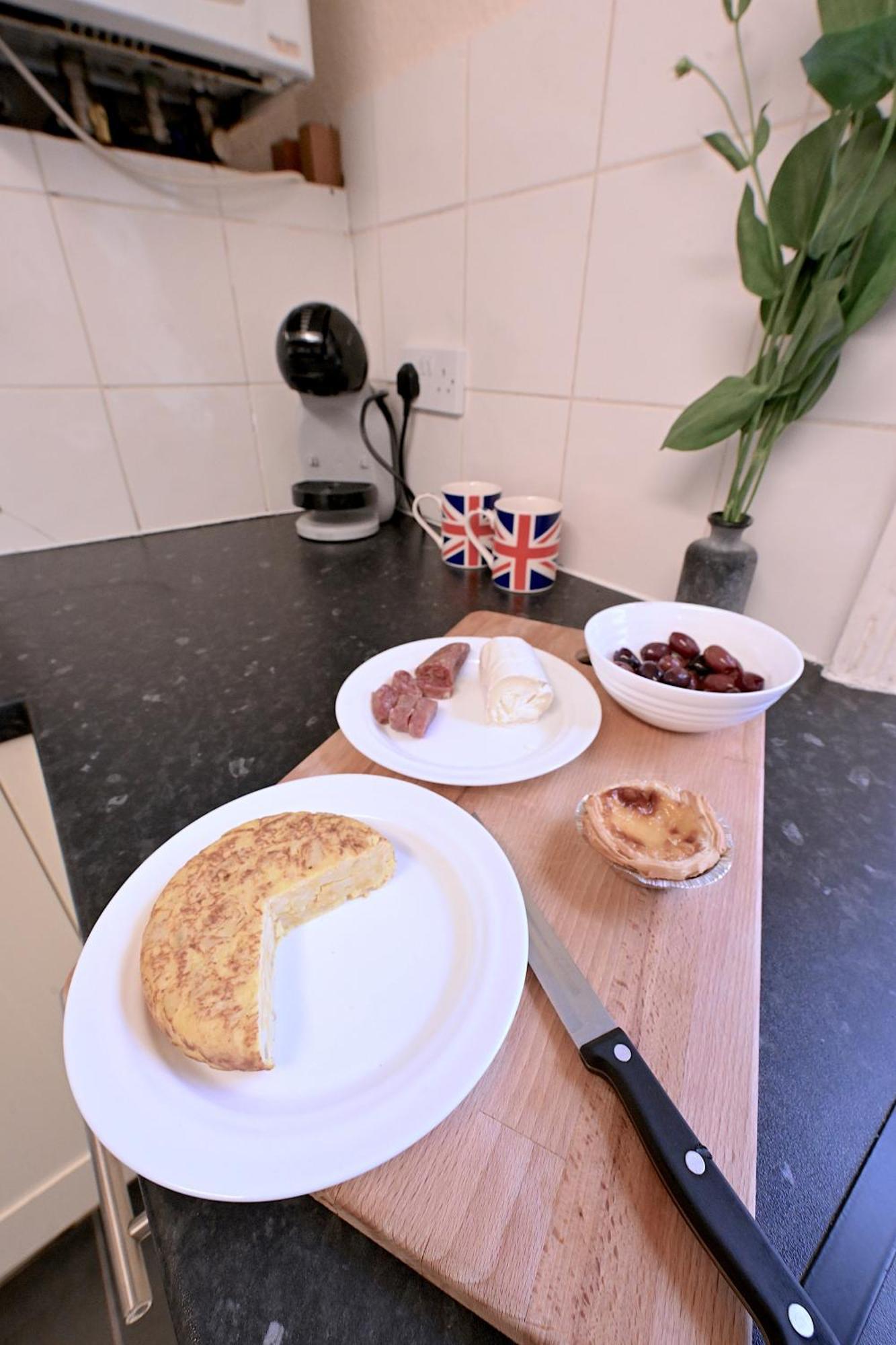 Stunning 3 Bedroom Serviced Flat In North ロンドン エクステリア 写真